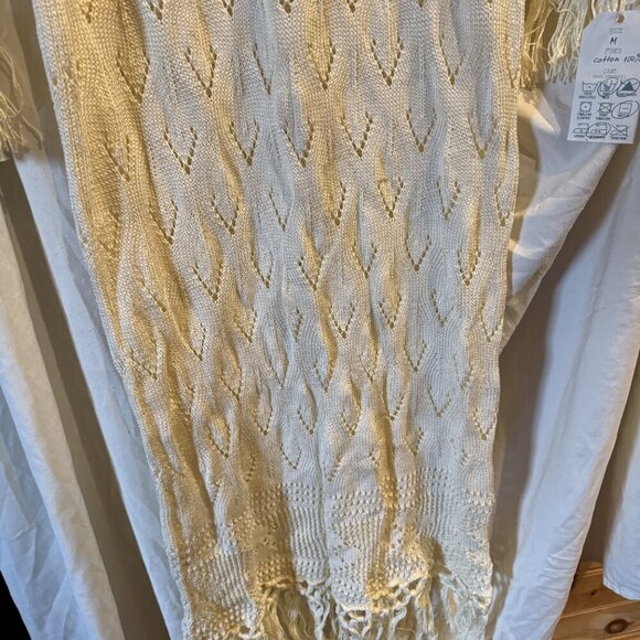 CopperLife Handmade Crochet Dress in Size Women M. (BT 3) - Picture 9 of 12